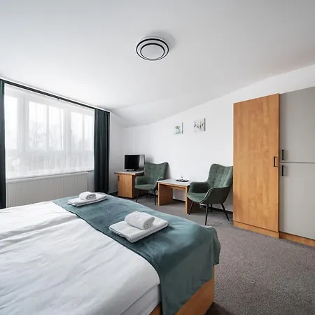 Dum Evropa Гостевой дом Тршебонь