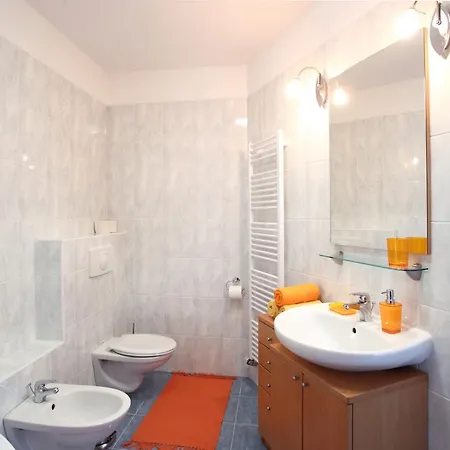 Dum Evropa Тршебонь